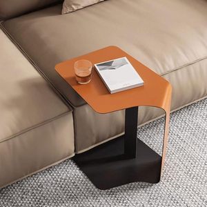 Mesa de Centro Moderna y Duradera en Forma de C con Estructura Metálica con Recubrimiento de Polvo Negro, Diseño Minimalista para Sala de Estar y Dormitorio - Product Image 6