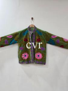 Abrigo de Lujo Hecho a Mano, Chaqueta de Terciopelo Boho con Bordado Suzani, Prenda Exterior Ecológica para Mujer, Chaqueta de Terciopelo Suzani para Invierno, Ideal para Fiestas - Product Image 2