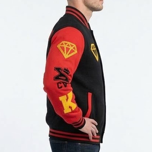 Chaqueta Varsity de Alta Calidad Personalizada para Hombre, Color Negro y Rojo, Estilo Hip Hop, Bordada, con Botones a Presión, Chaqueta de Béisbol - Product Image 3