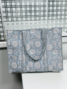 Floral Printed Cotton <b>Tote</b> <b>Bag</b> Handmade Quilted Eco-friendly Fashion Women's Shoulder Zipper Closure <b>White</b> Travel Shopping <b>Bag</b> - Product Image 5