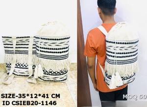 Mochila Boho de Algodón Tejida a Mano con Flecos – Bolsa de Viaje Étnica con Cierre de Cordón (35x12x41 cm) - Product Image 3