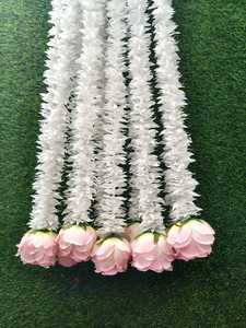 Rosa Artificial con Guirnalda de Jazmín para Decoración |   Fondo de Cuerdas Florales en Rosa Claro |   Decoración para Henna Haldi de Boda |   Decoración para Colgar en la Pared del Hogar - Product Image 6