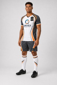 Uniforme de football en polyester respirant avec logo personnalisé 2024, taille plus, vente en gros, service de conception OEM ODM, vêtements de football unisexes - Product Image 5