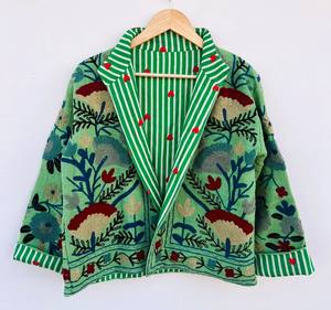 Chaqueta Acolchada Corta Suzani TNT |   Chaqueta de Algodón Bordada, Transpirable, Reversible, Cortavientos para Invierno/Primavera |   Estilo Uzbeko - Product Image 1