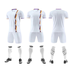 Proveedores de Uniformes de Fútbol Personalizados, Elegantes, Ecológicos y Ligeros, que Ofrecen una Calidad Fantástica, Transpirables, de Secado Rápido y Sublimados - Product Image 2