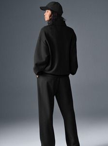 Sudadera de Mujer con Media Cremallera, Ajuste Cómodo, Costuras Duraderas y Construcción Suave, Ideal, Premium, Confeccionada con Tela de Alta Calidad - Product Image 2