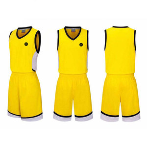Tenue de basket-ball pour joueurs professionnels, maillot et short d'entraînement légers offrant confort et style moderne - Product Image 4