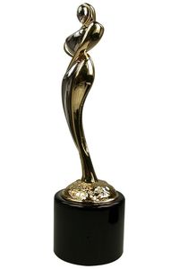 Trophée Torche Femme d'Excellence en Argent, Sculpture Métallique sur Socle Noir, Prix de Reconnaissance d'Entreprise, Cadeau d'Événement, Décoration Personnalisée - Vente Chaude - Product Image 2