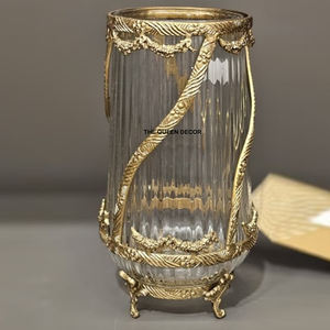 Jarrón Dorado, Accesorios de Decoración para Mesa, Macetas Elegantes, Artesanía en Metal, Jarrón Portátil para Mesa, Decoración del Hogar, Precios Económicos de Lujo - Product Image 1