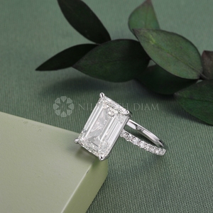 Nueva Colección: Anillo de Diamantes con Corte Baguette y Pavé en Oro Blanco con Certificación IGI y Claridad VVS para Mujer, de Proveedor Indio - Product Image 4