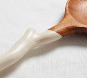 Ensemble cuillère et fourchette en bois avec manche en céramique, design minimaliste, couverts réutilisables pour la restauration, l'hôtellerie et la cuisine - Product Image 3