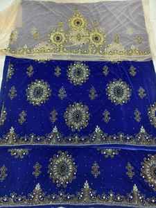 Robe de mariée nigériane de luxe en velours écologique George, brodée de perles, à manches longues, pour toutes les saisons - Product Image 2