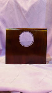 Bolso de mano de madera redondo artesanal con recortes para mujer, de diseñador, para fiesta de noche, boda, estuche rígido, cartera de madera. - Product Image 2