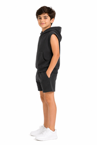 Ensemble sweat à capuche sans manches et short pour enfants, survêtement d'été en coton pour garçons, ensemble coordonné décontracté avec haut à capuche et poche kangourou assorti - Product Image 2