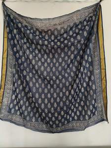 Bandanas imprimées colorées, élégantes écharpes de tête en coton pour festivals, mode urbaine et tenues d'été - Product Image 4