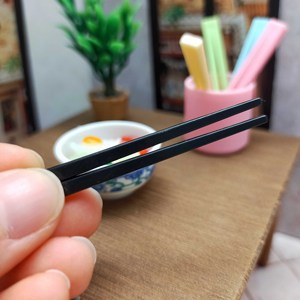 Palillos de Plástico en Miniatura, Coloridos, Utensilios de Cocina para Casa de Muñecas, Accesorios Decorativos para Cocina de Juguete - Product Image 6
