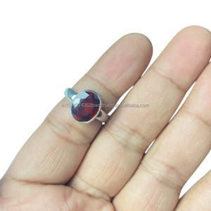 Bague en argent sterling 925 faite à la main en gros, coupe ovale, pierre précieuse classique, pierre de naissance de janvier, grenat naturel, bijoux fins - Product Image 1