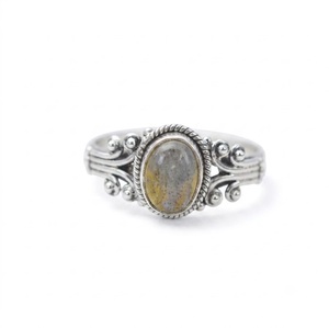 Bague en argent sterling 925 avec pierre de lune noire labradorite naturelle, bijoux élégants faits à la main, vente en gros pour femmes - Product Image 1