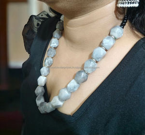 Collares de resina de joyería de moda de suministro directo de fábrica con juego de aretes para ocasiones de boda y fiesta a precio de exportación - Product Image 6