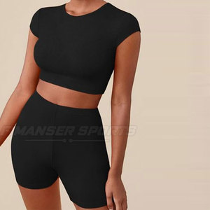 Ensemble de crop tops pour femmes en coton de haute qualité, design personnalisé, pour usage extérieur, en vente - Product Image 3