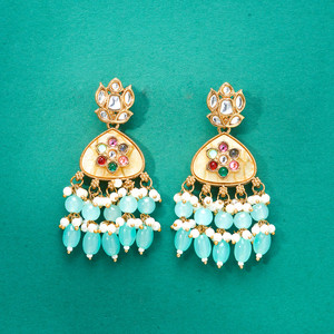 Boucles d'oreilles pendantes en alliage faites à la main, zircon taille princesse, imitation perle, placage mat Mehndi, bijoux de mariage Kanhai Jewels Nickel - Product Image 2
