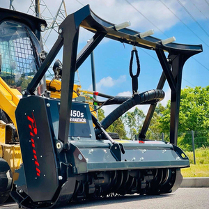 Chargeuse compacte sur chenilles CAT 299D3 avec accessoire broyeur forestier à haut débit, débroussailleuse hydraulique pour défrichage et déchiquetage du bois - Product Image 1