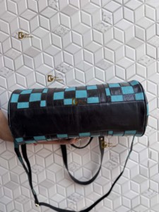 Latest Arrival Hand Tooled Leather Luggage Bags Checkers Pattern Handmade Bag Unisex Travel Bag Multi Uses Big Size Bag - Product Image 5