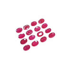 ทับทิมโมซัมบิกธรรมชาติ ไม่ผ่านการปรับแต่ง รูปไข่ขนาด 6x4 มม. ทับทิมเจียระไนแบบหลวมสำหรับทำเครื่องประดับ พร้อมใช้งาน - Product Image 1