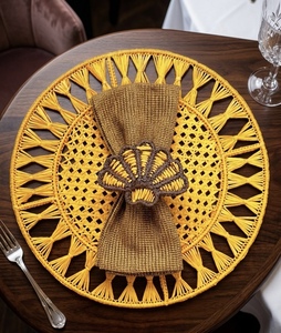 Precio de fábrica: Mantel individual de paja tejido a mano con banda de servilleta de concha, alta demanda, venta al por mayor, vajilla para banquetes - Product Image 6