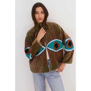 Chaqueta de algodón bordada a mano estilo bohemio Suzani para mujer, abrigo vintage con diseño étnico tribal de ojos. - Product Image 1