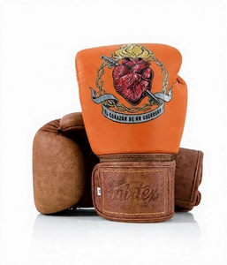 Nuevos Modelos Recién Llegados, Guantes de Boxeo de Cuero Fairtex Color Morado, Correas Ajustables con Gancho y Bucle para Kick Boxing y Artes Marciales - Product Image 4