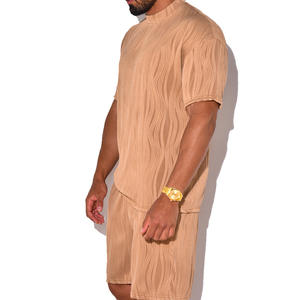 Ensemble deux pièces d'été surdimensionné et ample pour hommes, en coton épais 100%, avec t-shirts et shorts à fermeture éclair, fabrication OEM/ODM sur mesure - Product Image 4