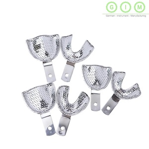 Kit de porte-empreintes dentaires professionnels en acier inoxydable perforés autoclavables pour la réalisation d'empreintes supérieures et inférieures - Product Image 6