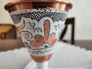 Copa de vino de cobre de diseño tradicional, ideal para bodas y celebraciones, regalo de cristal para ocasiones especiales. - Product Image 6