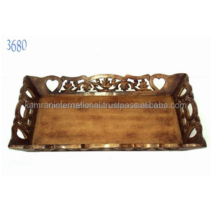 Plateau de service en bois sculpté élégant de qualité supérieure Plateau en bois de qualité supérieure pour présenter et servir le petit déjeuner - Product Image 1