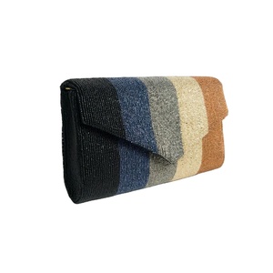 Bolso de mano con correa de hombro tipo bandolera con cuentas para mujer, cierre largo y abierto para el día del juego y las fechas informales - Product Image 1