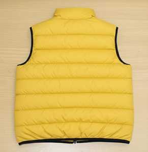 Chaqueta Acolchada Amarilla al por Mayor OEM - Chaleco Acolchado Cortavientos para Hombre - Product Image 2