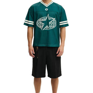 เสื้อเจอร์ซีย์อเมริกันฟุตบอลแขนสั้นผู้ชายแบบสั่งทำพิเศษ ผ้าตาข่าย คอวีคลาสสิก ขายส่ง เสื้อยืด OEM แบรนด์ส่วนตัว สั่งซื้อจำนวนมาก สหรัฐอเมริกา - Product Image 4