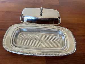 Beurrier de luxe en acier inoxydable avec couvercle – Rangement moderne pour la cuisine - Product Image 5