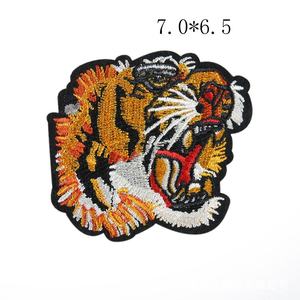 Patchs brodés personnalisés de haute qualité, appliques 3D ours en peluche à thermocoller ou à coudre pour vêtements, chapeaux, sacs, streetwear et mode - Product Image 3