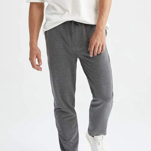 Pantalon de survêtement pour homme, coupe droite, taille haute, léger, respirant, avec poches latérales, 100% coton, décontracté, pour la course à pied et le sport - Product Image 1