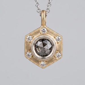 Collier pendentif hexagonal en diamant gris rose taillé sel et poivre de 1,5 carat, pendentif vintage Art Déco en or, pendentif géométrique halo - Product Image 1