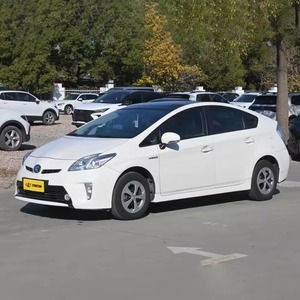 Oferta Especial para Auto Híbrido Prius con Tecnología Inteligente, Interior Cómodo de Plástico OEM de Primera Calidad y Excelente Rendimiento de Conducción - Product Image 3
