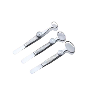 Pinzas para Calazón de Ultra Precisión ER-82 de Denticry Implants, para Cirugía Oftálmica, Sujetador de Tejido de Tres Orificios, Reutilizables, de Acero Inoxidable - Product Image 2