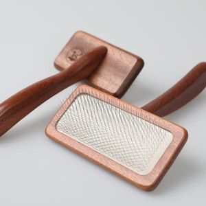 Brosse lissante en bois pour animaux de compagnie, accessoires de toilettage pour animaux, avantages de la toilettage des animaux - Product Image 5
