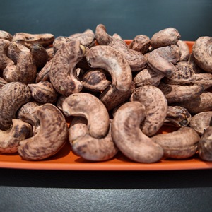 Venta al por Mayor de Anacardos Orgánicos Tostados y Salados de Alta Calidad, Grado WW240, África, Precio Competitivo, OEM/ODM Disponible, Vietnam, USDA - Product Image 6