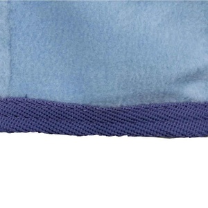 BRAND ZONE Manta de Invierno para Caballo de Forro Polar Impermeable Personalizada con 2 Correas para las Patas - Diseño de Cuello Estándar - Product Image 6