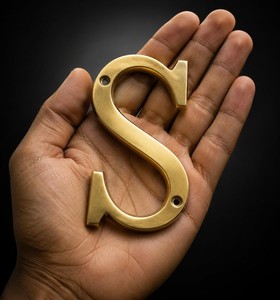 Letra S con tornillos, letra dorada del alfabeto para el hogar, oficina, hotel, placa con nombre, letrero de pared, letrero para puerta, letra metálica resistente al óxido - Product Image 4