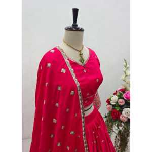 Hermosa ropa de fiesta XL Lehenga Choli con Dupatta - Product Image 4