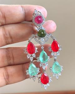 Hermosos Pendientes Colgantes Plateados de Primera Calidad con Circonita Brillante para Mujer, Ideales para Bodas y Eventos de Moda - Product Image 5